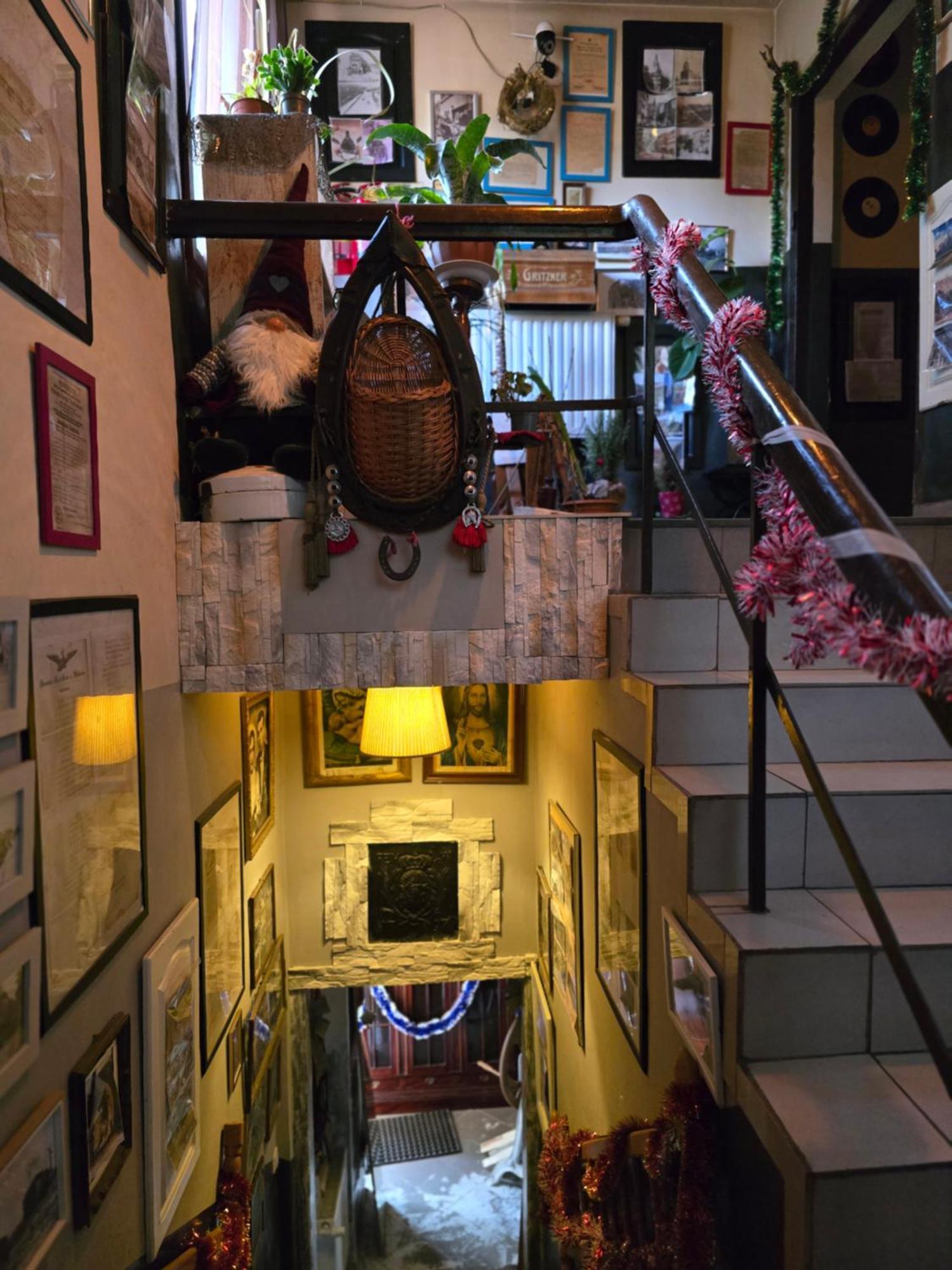 Hostel Apollo Зомбковіце-Шльонскє Екстер'єр фото