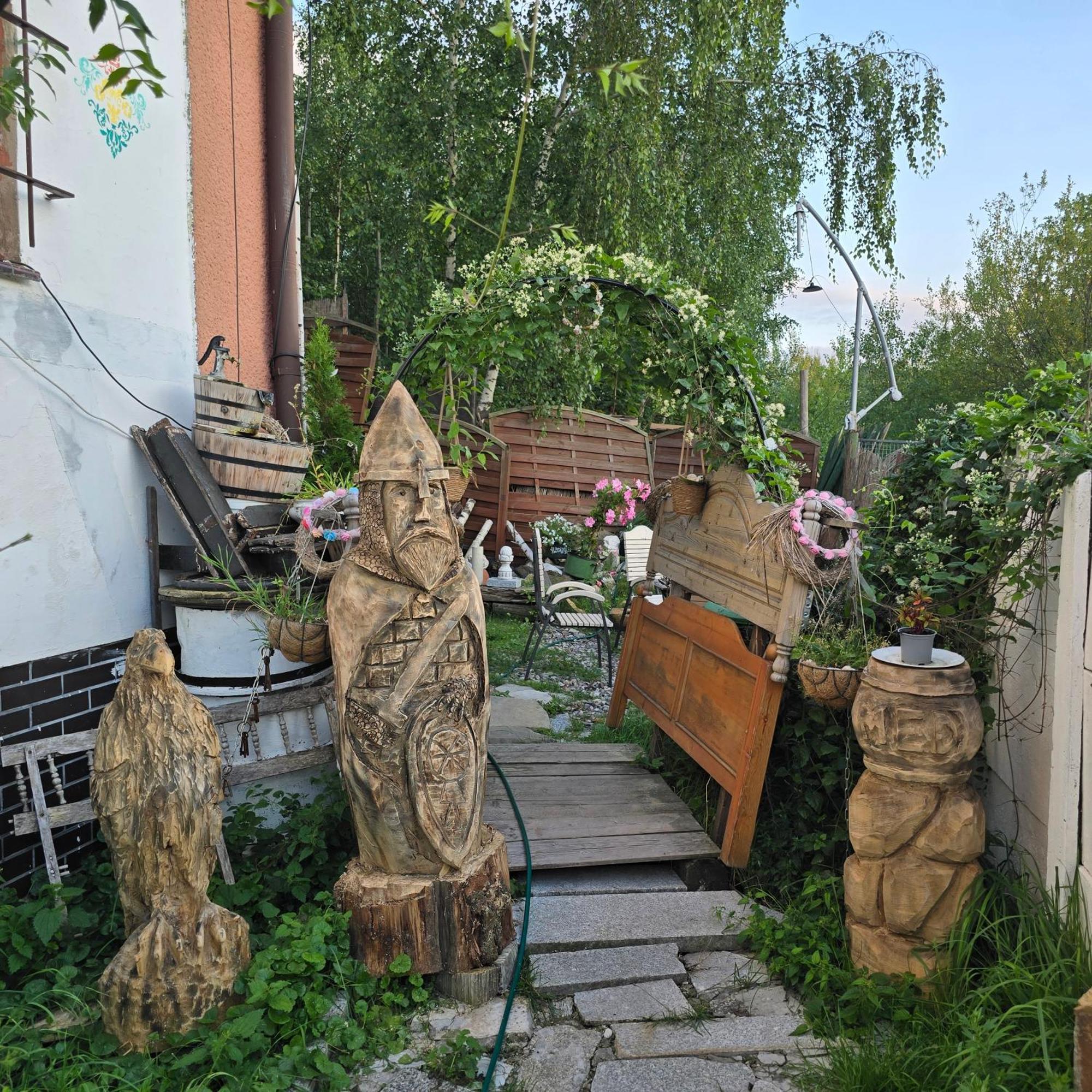 Hostel Apollo Зомбковіце-Шльонскє Екстер'єр фото