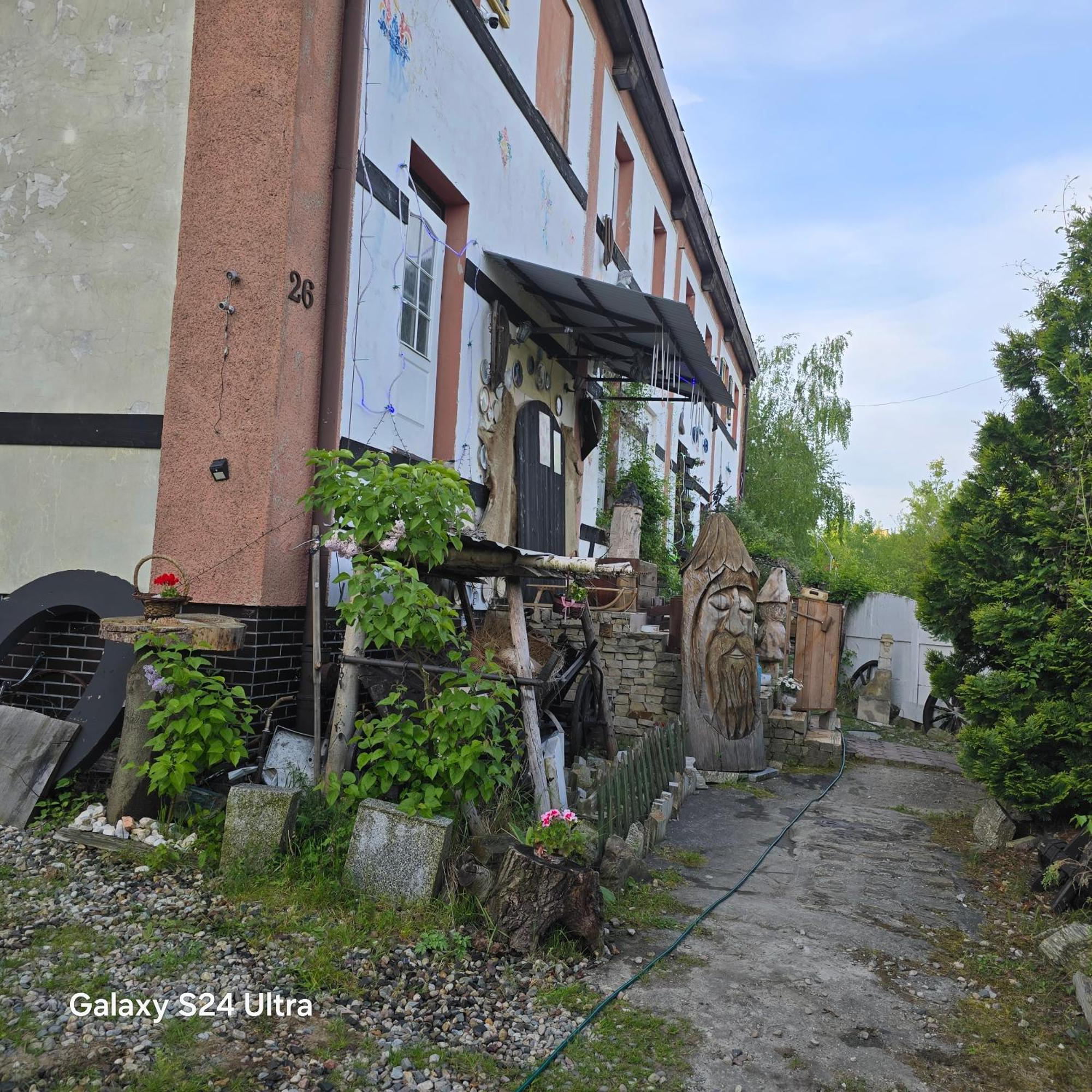 Hostel Apollo Зомбковіце-Шльонскє Екстер'єр фото